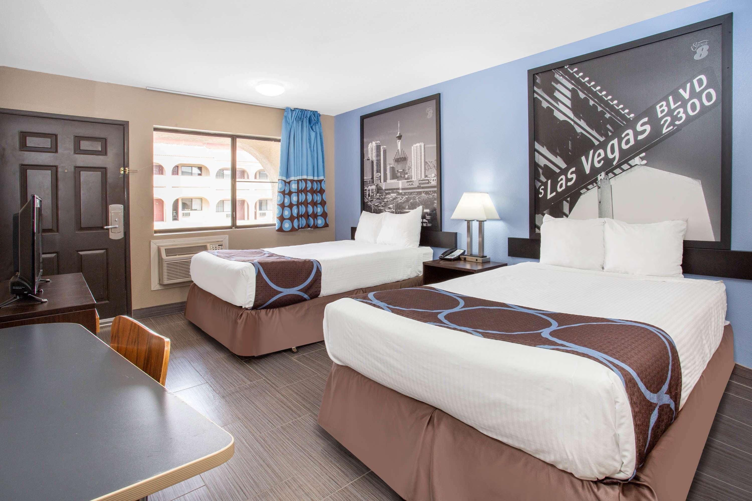 Super 8 By Wyndham Las Vegas Nellis Afb Area 외부 사진